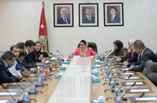 "البرلمانيات العربيات" يلتقي وفد المعهد الديمقراطي "البرلمانيات العربيات" يلتقي وفد المعهد الديمقراطي