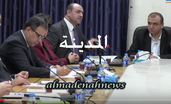 بالفيديو : شاهد كيف فتح عربيات النار على شركات الحج وبماذا يتهمها بالفيديو : شاهد كيف فتح عربيات النار على شركات الحج وبماذا يتهمها