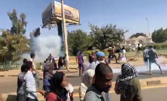عين "الأوروبي" على السودان.. ودعوة لإطلاق المعارضين عين "الأوروبي" على السودان.. ودعوة لإطلاق المعارضين
