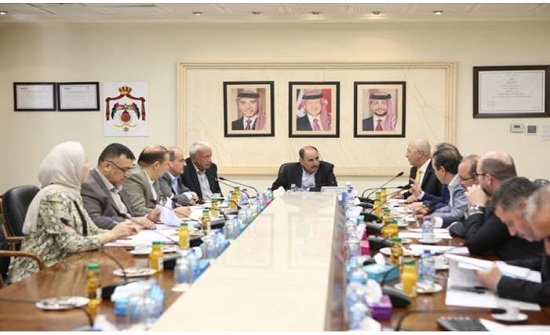 سمارة يلتقي الوزير العموش ويبحثان جوانب عدة سمارة يلتقي الوزير العموش ويبحثان جوانب عدة