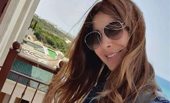 بالجاكيت الجينز والنظارة الشمس نانسى عجرم تشعل إنستجرام فى أحدث ظهور لها بالجاكيت الجينز والنظارة الشمس نانسى عجرم تشعل إنستجرام فى أحدث ظهور لها