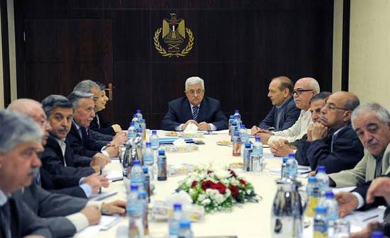 "التحرير الفلسطينية" تبحث السبت تطبيق "تعليق" الاعتراف بإسرائيل "التحرير الفلسطينية" تبحث السبت تطبيق "تعليق" الاعتراف بإسرائيل