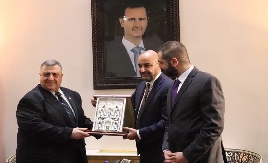 صباغ يثمن دعوة الطراونة لحضور اجتماعات الاتحاد البرلماني العربي صباغ يثمن دعوة الطراونة لحضور اجتماعات الاتحاد البرلماني العربي