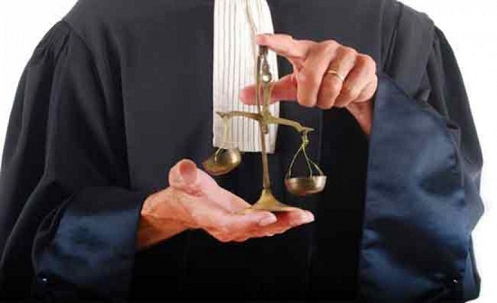 امانة عمان تتعاقد مع محام خاص بمبلغ 27 الف دينار رغم وجود دائرة قانونية " تفاصيل " امانة عمان تتعاقد مع محام خاص بمبلغ 27 الف دينار رغم وجود دائرة قانونية " تفاصيل "