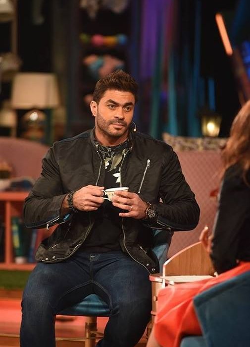 شاهد.. خالد سليم يغني أغانيه بلهجات مختلفة شاهد.. خالد سليم يغني أغانيه بلهجات مختلفة