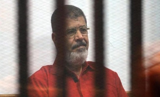 خطأ فادح لمذيعة مصرية عن وفاة محمد مرسي يثير سخرية واسعة (فيديو ) خطأ فادح لمذيعة مصرية عن وفاة محمد مرسي يثير سخرية واسعة (فيديو )