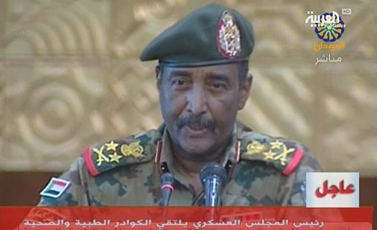 رئيس "الانتقالي": مستعدون لتسليم السودان لسلطة منتخبة رئيس "الانتقالي": مستعدون لتسليم السودان لسلطة منتخبة