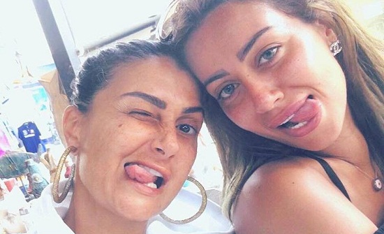 صورة : «قبلة» ابنة غادة عبد الرازق لزوجها تغضب الجمهور على «إنستجرام» صورة : «قبلة» ابنة غادة عبد الرازق لزوجها تغضب الجمهور على «إنستجرام»