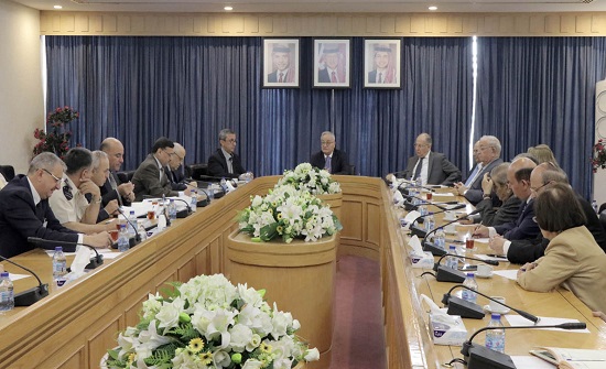 "مالية الأعيان" تبحث مستجدات الوضع الاقتصادي وبرنامج الإصلاح المالي "مالية الأعيان" تبحث مستجدات الوضع الاقتصادي وبرنامج الإصلاح المالي