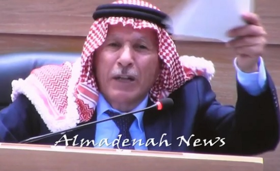 العرموطي ينتقد ظهور فنانة شبه عارية في جرش العرموطي ينتقد ظهور فنانة شبه عارية في جرش