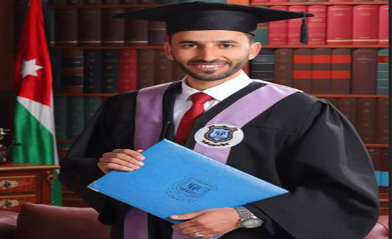 شباب عشيرة الخرابشة يهنئون ابن عمهم "احمد الخرابشة" بمناسبة التخرج شباب عشيرة الخرابشة يهنئون ابن عمهم "احمد الخرابشة" بمناسبة التخرج