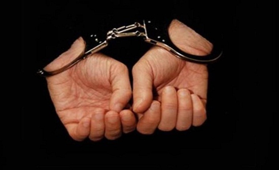سطو مسلح على صيدلية ومحل دواجن في الزرقاء .. والقبض على الفاعل سطو مسلح على صيدلية ومحل دواجن في الزرقاء .. والقبض على الفاعل
