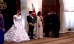 بالفيديو : لحظات من استقبال المهنئين بزفاف ولي العهد في قصر الحسينية