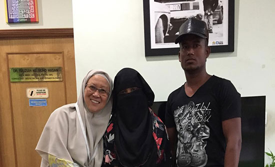 "صديقتي أصبحت زوجة أبي".. ما حقيقة زواج القاصرات في ماليزيا؟ "صديقتي أصبحت زوجة أبي".. ما حقيقة زواج القاصرات في ماليزيا؟