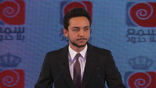 ولي العهد يلتقي عددا من الشباب والشابات الأردنيين المتميزين ولي العهد يلتقي عددا من الشباب والشابات الأردنيين المتميزين