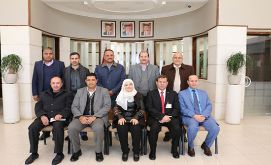 الشرق الأوسط و بلدية مادبا ثبحثان تنفيذ مشروع ريادي مشترك الشرق الأوسط و بلدية مادبا ثبحثان تنفيذ مشروع ريادي مشترك