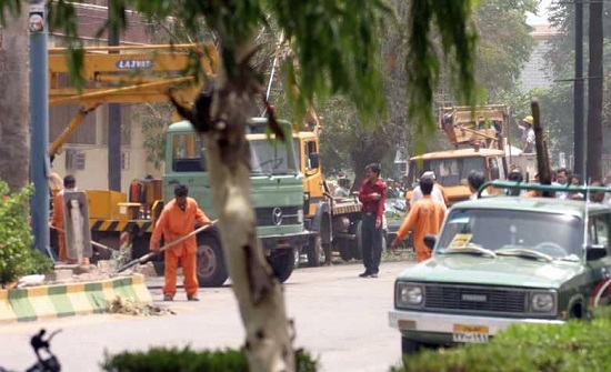 قتلى وجرحى بتفجير مقر شرطة جنوبي إيران قتلى وجرحى بتفجير مقر شرطة جنوبي إيران