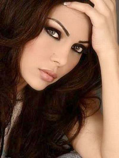 خالتها فضحت سرها .. عمر هيفاء وهبي 45 سنة وليس 32 كما تدعي ! خالتها فضحت سرها .. عمر هيفاء وهبي 45 سنة وليس 32 كما تدعي !