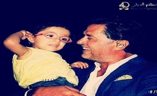أصغر معجبة بـ راغب علامة تحفظ له كل اغنياته وتصورها أصغر معجبة بـ راغب علامة تحفظ له كل اغنياته وتصورها