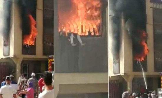 فيديو: ردود فعل غاضبة على وفاة طفلة حرقًا وسط تأخر رجال الإطفاء في المغرب فيديو: ردود فعل غاضبة على وفاة طفلة حرقًا وسط تأخر رجال الإطفاء في المغرب