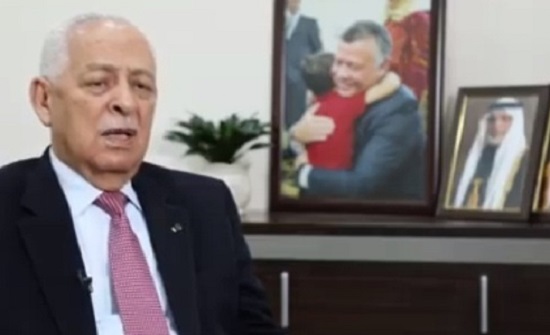 العيسوي يتابع الجهود الوطنية للتعامل مع الأحوال الجوية العيسوي يتابع الجهود الوطنية للتعامل مع الأحوال الجوية