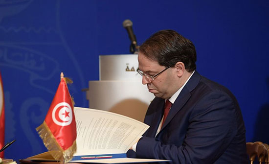 حزب "تحيا تونس" يرشح الشاهد للانتخابات الرئاسية حزب "تحيا تونس" يرشح الشاهد للانتخابات الرئاسية
