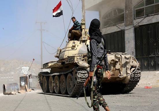الجيش اليمني يعلن مقتل قيادي حوثي بمواجهات جنوب غربي البلاد الجيش اليمني يعلن مقتل قيادي حوثي بمواجهات جنوب غربي البلاد