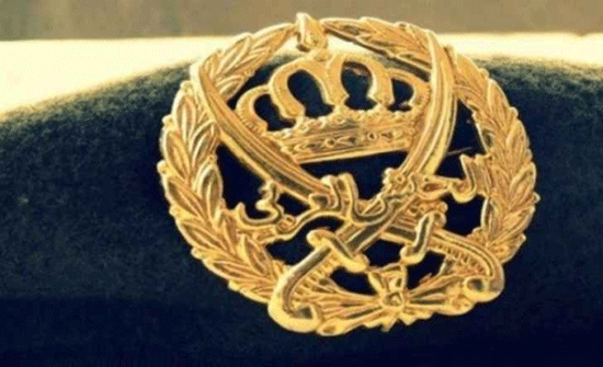 "المتقاعدين العسكريين" تكرم لجنة إعمار مسجد شهداء الجيش العربي "المتقاعدين العسكريين" تكرم لجنة إعمار مسجد شهداء الجيش العربي