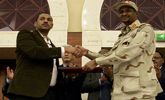 قوى بارزة بالمعارضة السودانية ترفض الاتفاق مع "العسكري" قوى بارزة بالمعارضة السودانية ترفض الاتفاق مع "العسكري"