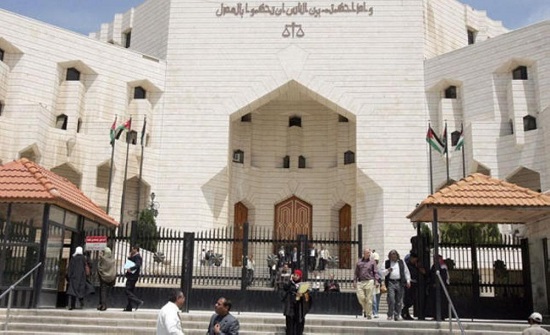 113 محامياً يؤدون اليمين القانونية أمام وزير العدل 113 محامياً يؤدون اليمين القانونية أمام وزير العدل