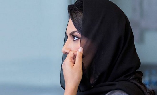 في يومهن العالمي أرامل بين سندان الأمية ومطرقة الفقر في يومهن العالمي أرامل بين سندان الأمية ومطرقة الفقر