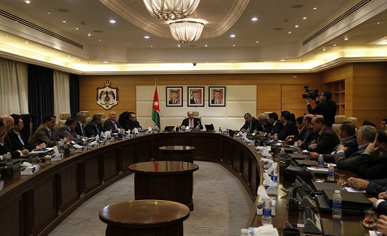 الملقي : الحكومة لن تسمح بالابتزاز والبلطجة والاعتداءات على الاستثمارات الملقي : الحكومة لن تسمح بالابتزاز والبلطجة والاعتداءات على الاستثمارات