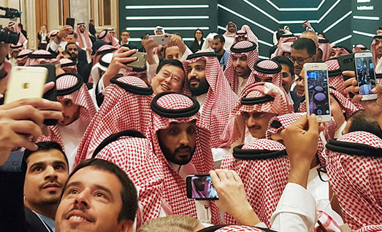 بالصور : سيلفي المشاهير بالصور : سيلفي المشاهير