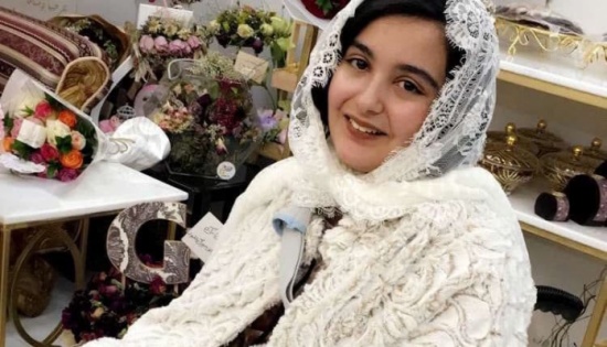 بالصور: لماذا تبرعت الطفلة غلا الخالدي بشعرها؟ بالصور: لماذا تبرعت الطفلة غلا الخالدي بشعرها؟