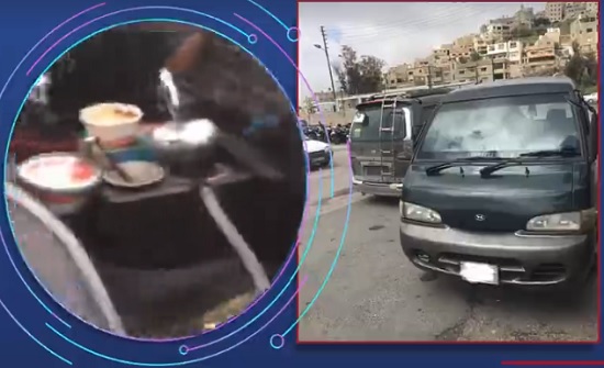 فيديو : سائق يدخن ارجيلة اثناء القيادة في صويلح فيديو : سائق يدخن ارجيلة اثناء القيادة في صويلح
