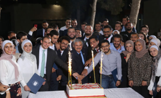 الأميرة سمية بنت الحسن المعظمة تكرم الطلبة المتميزين في جامعة الأميرة سمية للتكنولوجيا الأميرة سمية بنت الحسن المعظمة تكرم الطلبة المتميزين في جامعة الأميرة سمية للتكنولوجيا