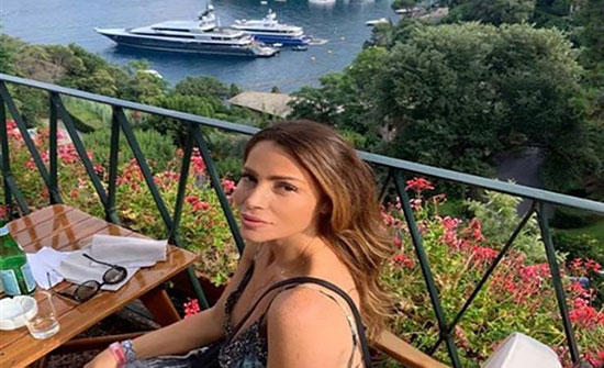 بالصور : زوجة راغب علامة في أحدث جلسة تصوير على البحر بالصور : زوجة راغب علامة في أحدث جلسة تصوير على البحر