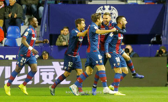 بالفيديو : برشلونة يسقط في قبضة ليفانتي بالفيديو : برشلونة يسقط في قبضة ليفانتي