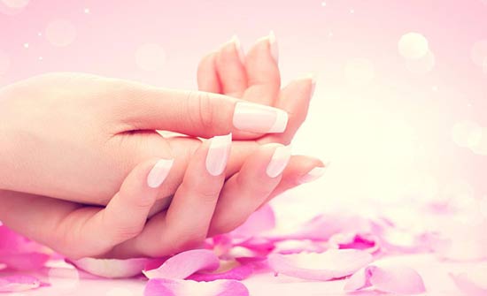 خطوات تخلّصك من مشكلة تكسّر الأظافر خطوات تخلّصك من مشكلة تكسّر الأظافر
