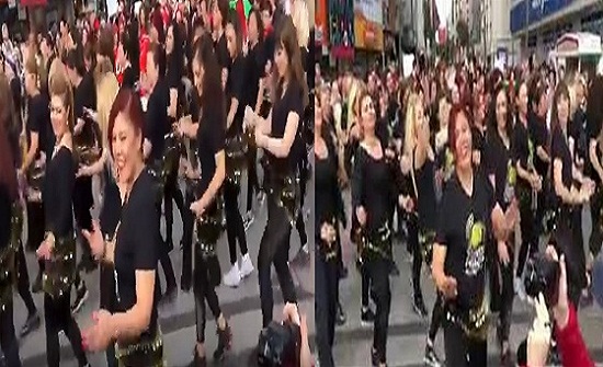 بالفيديو.. فتيات يشعلن شوارع تركيا بالرقص على أغنية لمصر بالفيديو.. فتيات يشعلن شوارع تركيا بالرقص على أغنية لمصر