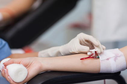 حملة للتبرع بالدم بالمفرق تجمع 575 وحدة حملة للتبرع بالدم بالمفرق تجمع 575 وحدة