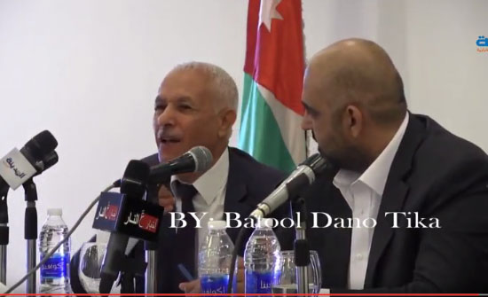 شاهد بالفيديو : العرموطي يروي قصة ملفه عند الملك وسبب عزوف الأردنيين من أصل فلسطيني عن المشاركة في الإنتخابات شاهد بالفيديو : العرموطي يروي قصة ملفه عند الملك وسبب عزوف الأردنيين من أصل فلسطيني عن المشاركة في الإنتخابات