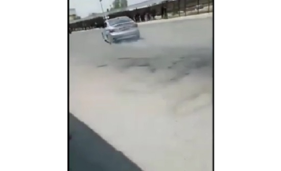بالفيديو : ضبط سائق متهور دهس فتاة امام " الهاشمية " اثناء التفحيط بالفيديو : ضبط سائق متهور دهس فتاة امام " الهاشمية " اثناء التفحيط