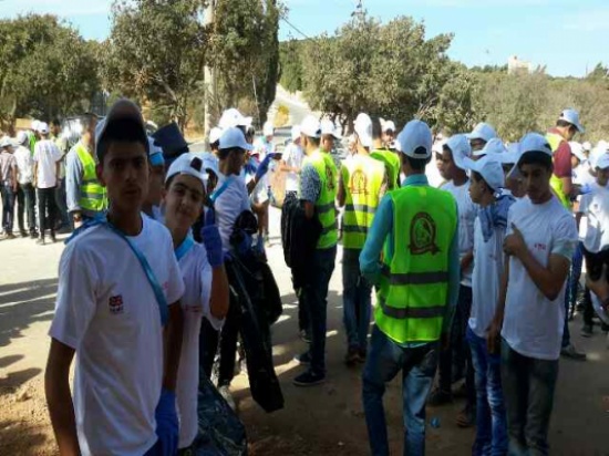 بالصور : حملة نظافة نظافة بيئية شاملة في محمية الغزلان بالصور : حملة نظافة نظافة بيئية شاملة في محمية الغزلان