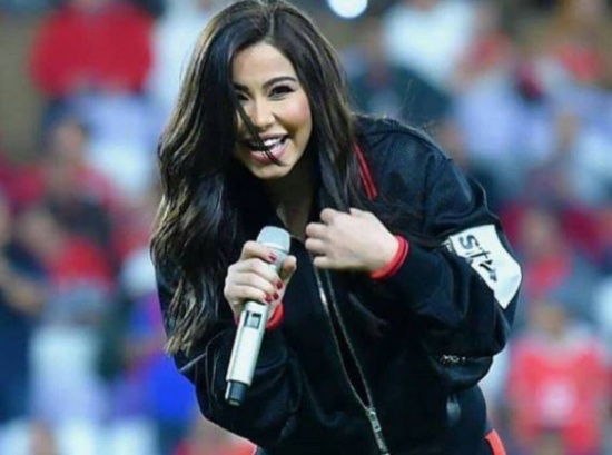 بالفيديو والصور - شيرين تفاجئ الجميع بتغيّر شكلها.. هل لجأت للبوتكس؟ بالفيديو والصور - شيرين تفاجئ الجميع بتغيّر شكلها.. هل لجأت للبوتكس؟