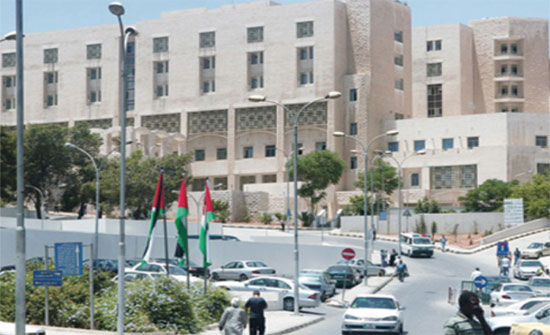 لجنة الصحة النيابية تزور مستشفى البشير لجنة الصحة النيابية تزور مستشفى البشير