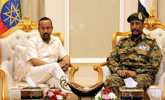 الانتقالي السوداني يطلب دمج المبادرة الإثيوبية والإفريقية الانتقالي السوداني يطلب دمج المبادرة الإثيوبية والإفريقية