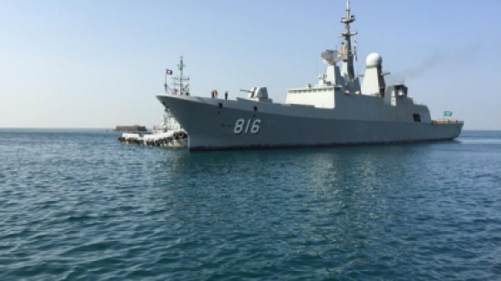 البحرية السعودية تضبط زورقاً "تخريبياً" محملاً بالسلاح البحرية السعودية تضبط زورقاً "تخريبياً" محملاً بالسلاح