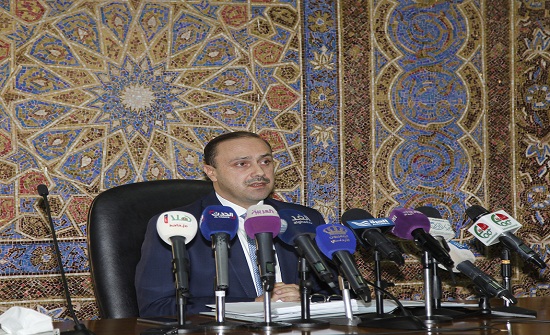 تفاصيل المؤتمر الصحفي الذي عقده المومني الأحد تفاصيل المؤتمر الصحفي الذي عقده المومني الأحد