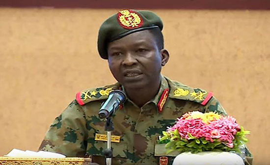 شاهد : المجلس العسكري السوداني يطالب بمبادرة إثيوبية أفريقية مشتركة شاهد : المجلس العسكري السوداني يطالب بمبادرة إثيوبية أفريقية مشتركة